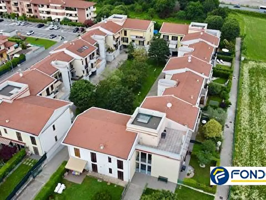 Immagine 1 di Appartamento in vendita  a Rovato