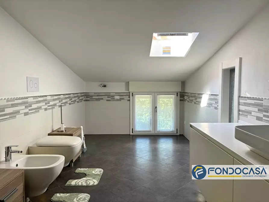 Immagine 18 di Appartamento in vendita  in via Gazzo a Castelli Calepio