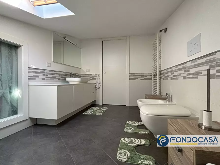 Immagine 19 di Appartamento in vendita  in via Gazzo a Castelli Calepio