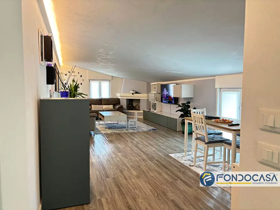 Immagine 5 di Appartamento in vendita  in via Gazzo a Castelli Calepio