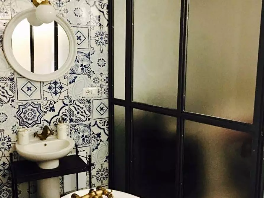 Immagine 4 di Appartamento in vendita  in via iannuzzi a Salerno