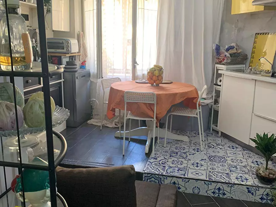 Immagine 9 di Appartamento in vendita  in via iannuzzi a Salerno