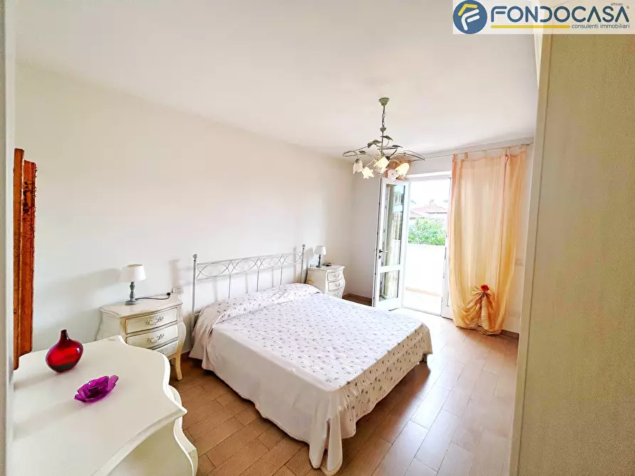 Immagine 17 di Villa in vendita  in via montanara a Pietrasanta