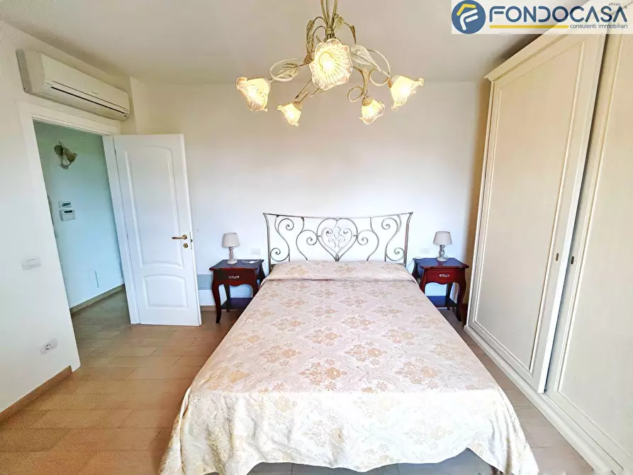 Immagine 22 di Villa in vendita  in via montanara a Pietrasanta