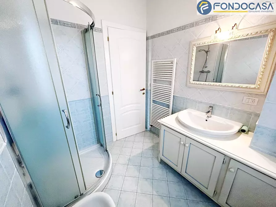 Immagine 24 di Villa in vendita  in via montanara a Pietrasanta