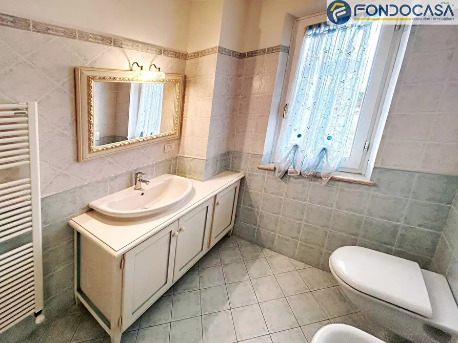 Immagine 25 di Villa in vendita  in via montanara a Pietrasanta