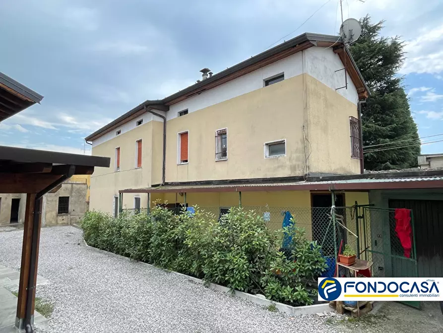 Immagine 1 di Appartamento in vendita  a Cazzago San Martino