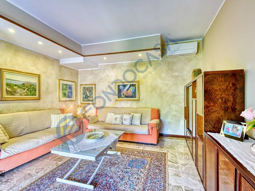 Immagine 21 di Villa in vendita  in VIA XXV APRILE a Limbiate