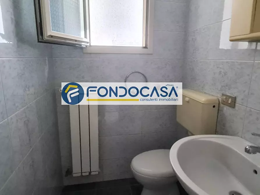 Immagine 20 di Casa semindipendente in vendita  in Via Marchese Di Bugnano a San Vito Dei Normanni