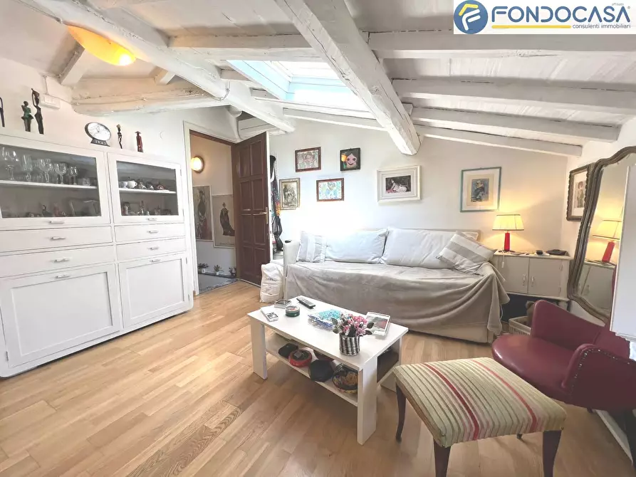 Immagine 11 di Appartamento in vendita  in Via Risorgimento a Forte Dei Marmi