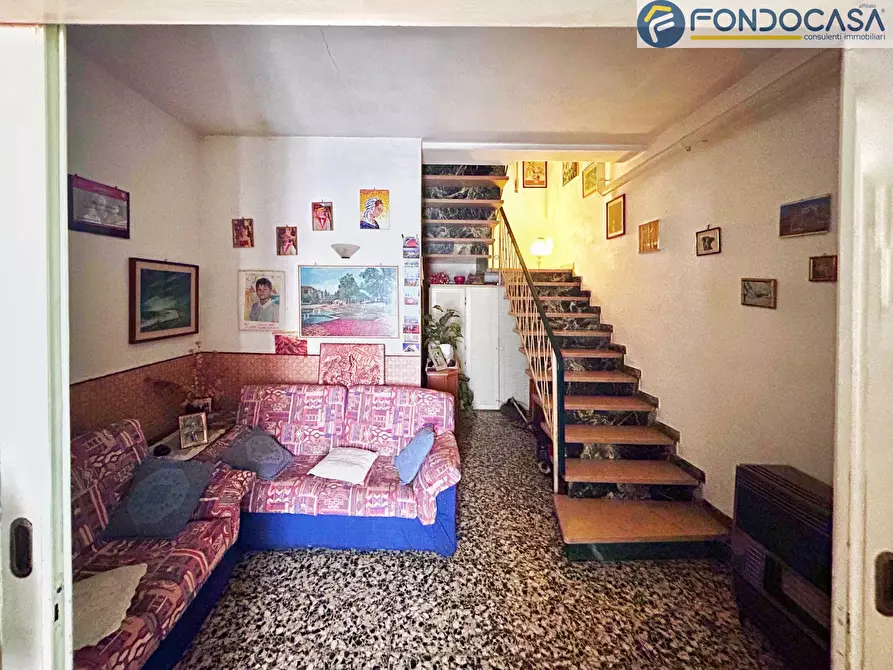 Immagine 4 di Villa in vendita  in via della quercia a Pietrasanta