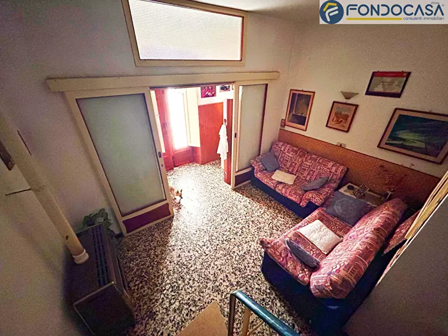 Immagine 15 di Villa in vendita  in via della quercia a Pietrasanta