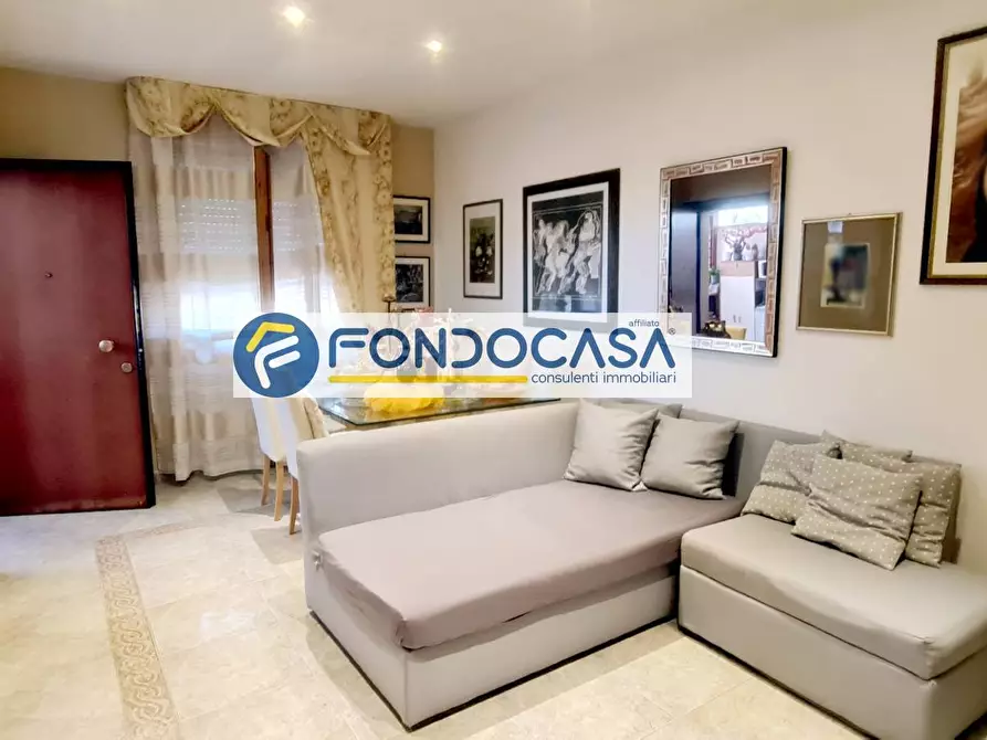 Immagine 13 di Appartamento in vendita  in via Gian Battista Venturi a Brindisi