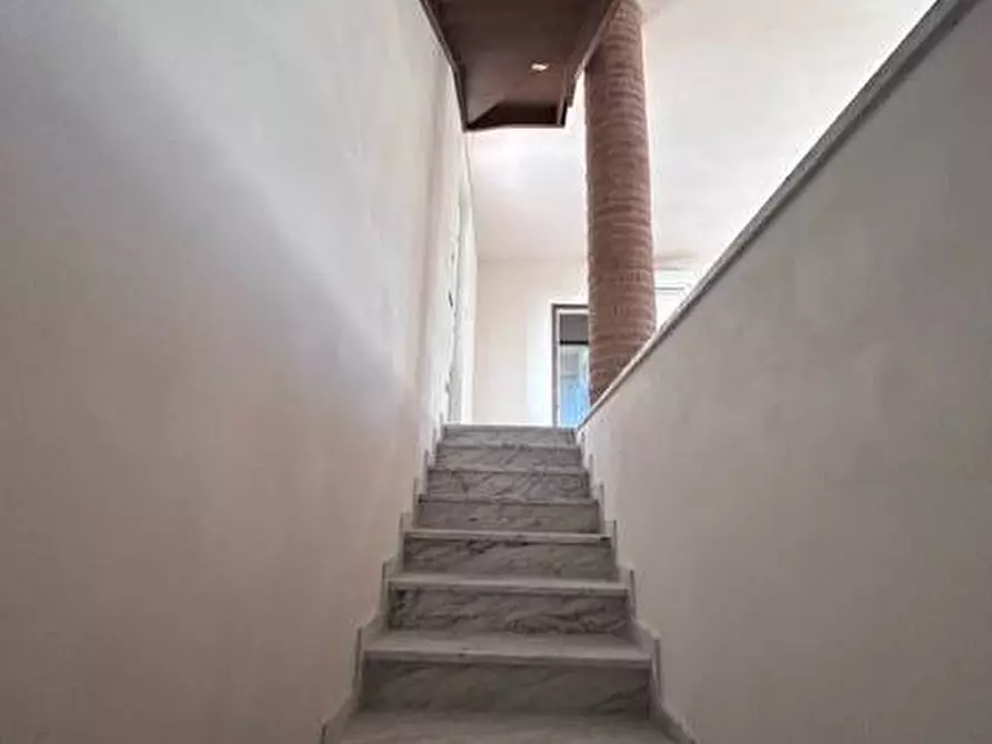 Immagine 27 di Villa in vendita  in via fonda a Pietrasanta