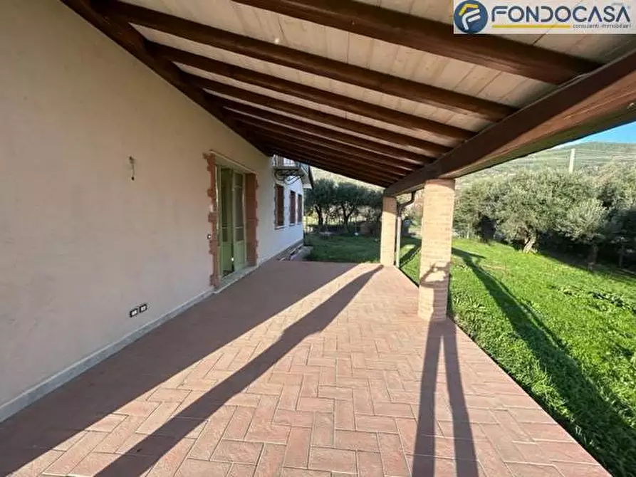 Immagine 29 di Villa in vendita  in via fonda a Pietrasanta