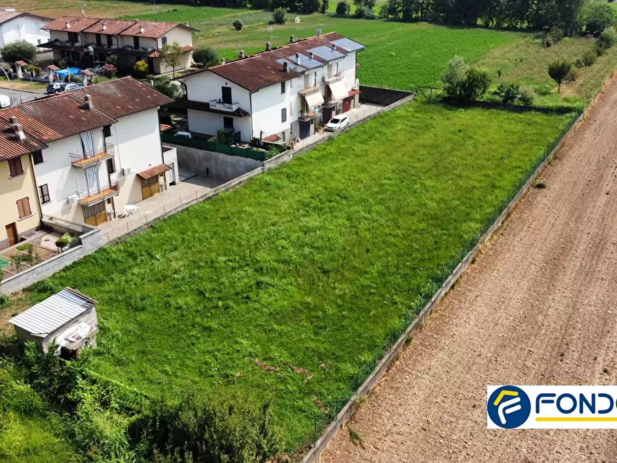 Immagine 1 di Terreno residenziale in vendita  a Rovato