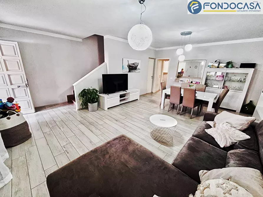 Immagine 3 di Villa in vendita  in Via Fiumetto a Seravezza