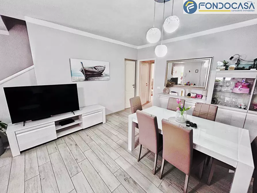 Immagine 4 di Villa in vendita  in Via Fiumetto a Seravezza