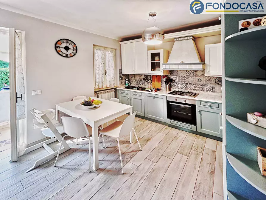 Immagine 7 di Villa in vendita  in Via Fiumetto a Seravezza