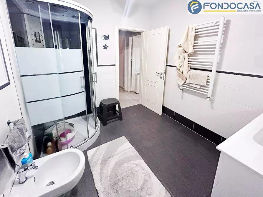 Immagine 26 di Villa in vendita  in Via Fiumetto a Seravezza