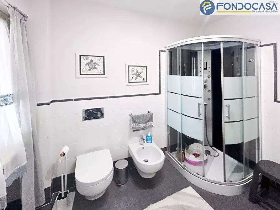 Immagine 25 di Villa in vendita  in Via Fiumetto a Seravezza