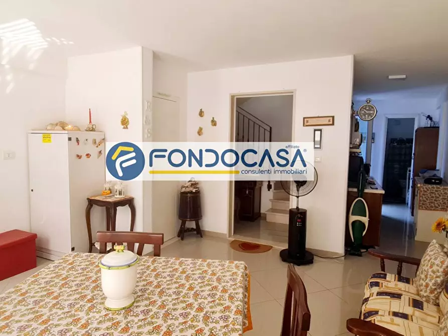 Immagine 4 di Casa indipendente in vendita  in Via del Lavoro a Brindisi