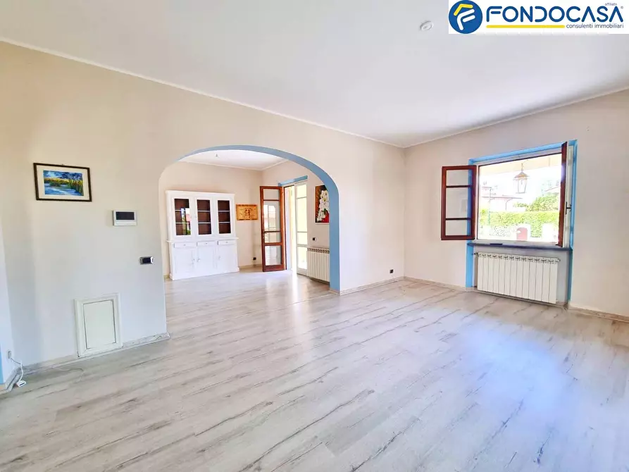 Immagine 4 di Villa in vendita  in Via Frencesco Donati a Forte Dei Marmi