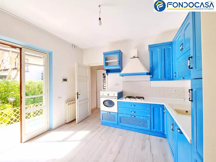 Immagine 9 di Villa in vendita  in Via Frencesco Donati a Forte Dei Marmi