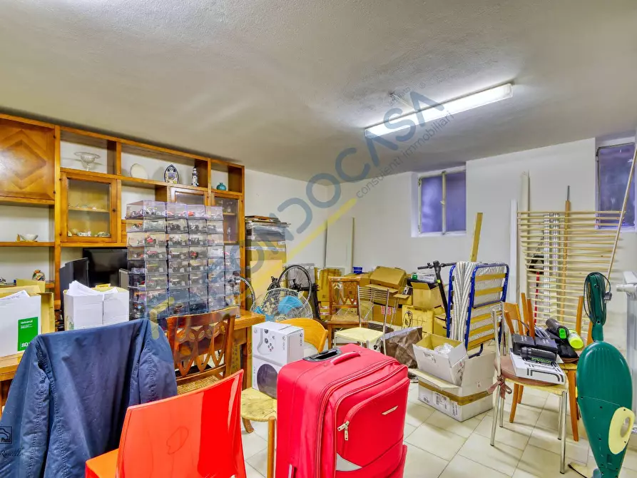 Immagine 25 di Villa in vendita  in VIA DONIZETTI a Casorezzo