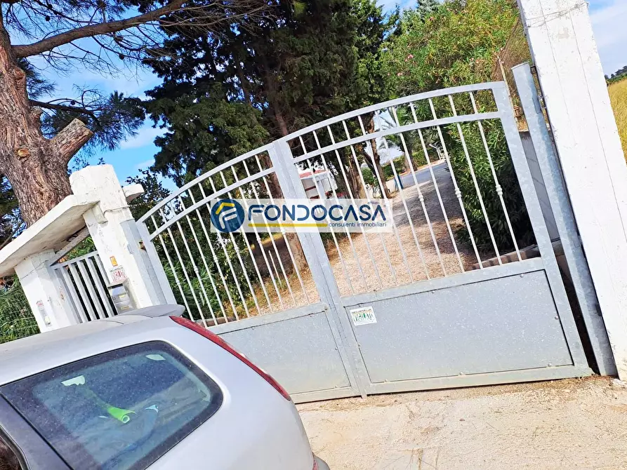 Immagine 1 di Villa in vendita  in Strada Per Caputi a Brindisi