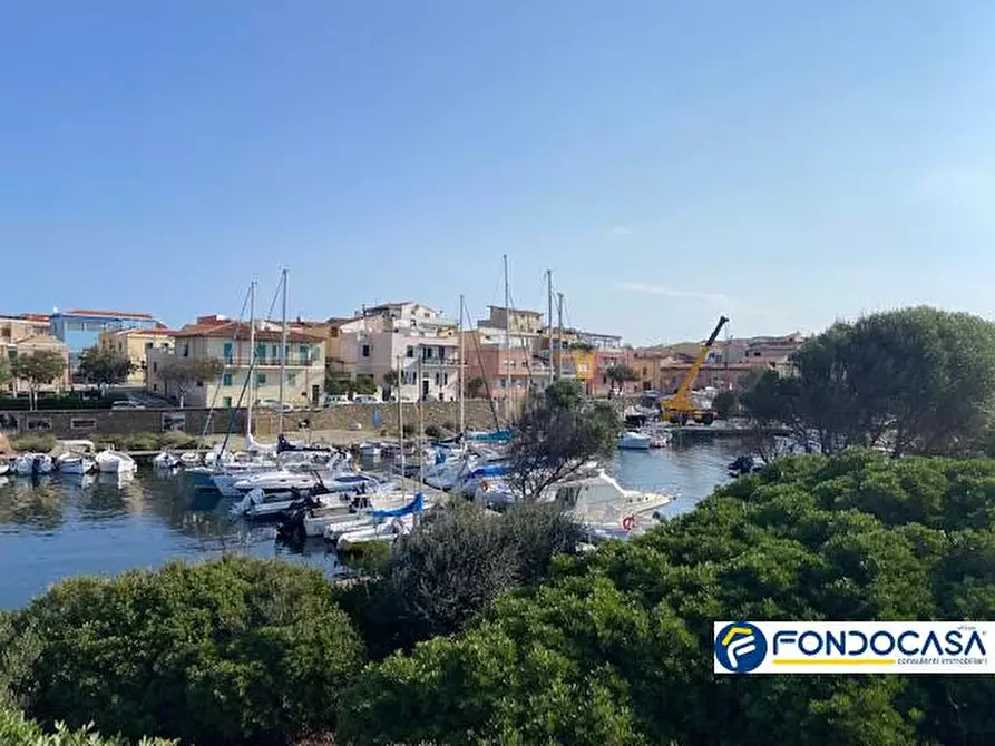 Immagine 26 di Appartamento in vendita  a Stintino