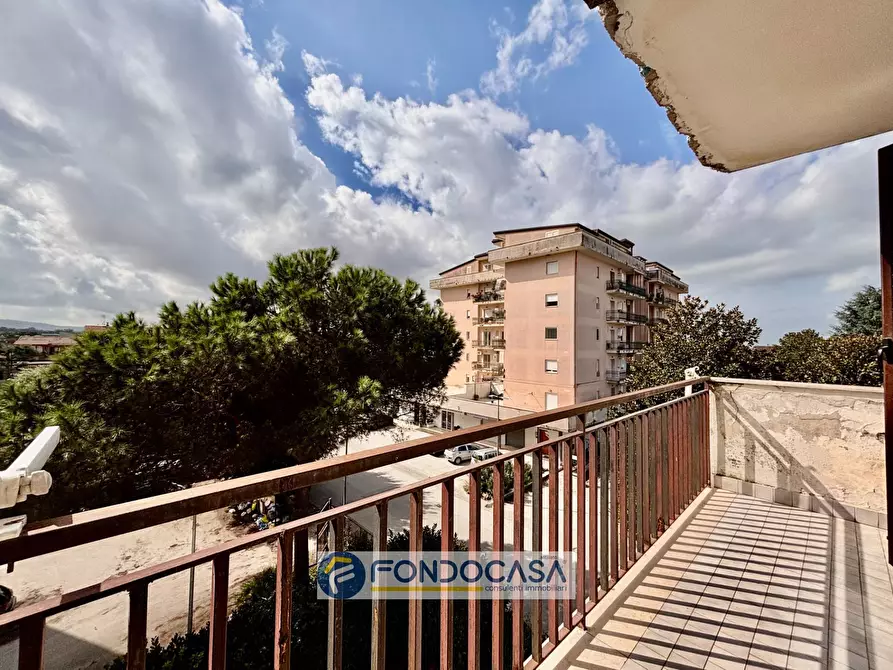 Immagine 9 di Appartamento in vendita  in via due agosto a Parete