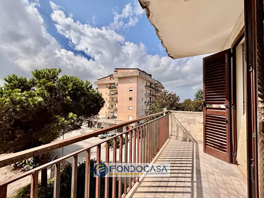 Immagine 10 di Appartamento in vendita  in via due agosto a Parete