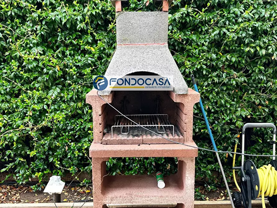 Immagine 14 di Villa in vendita  in Via Ancona a Brindisi