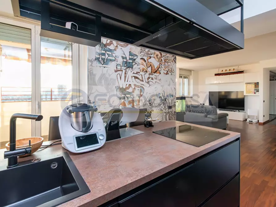 Immagine 8 di Appartamento in vendita  in Via Trasimeno a Milano