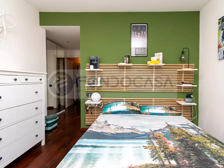 Immagine 14 di Appartamento in vendita  in Via Trasimeno a Milano