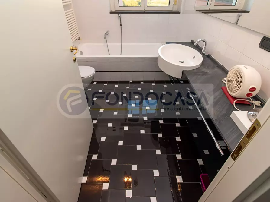 Immagine 20 di Appartamento in vendita  in Via Trasimeno a Milano