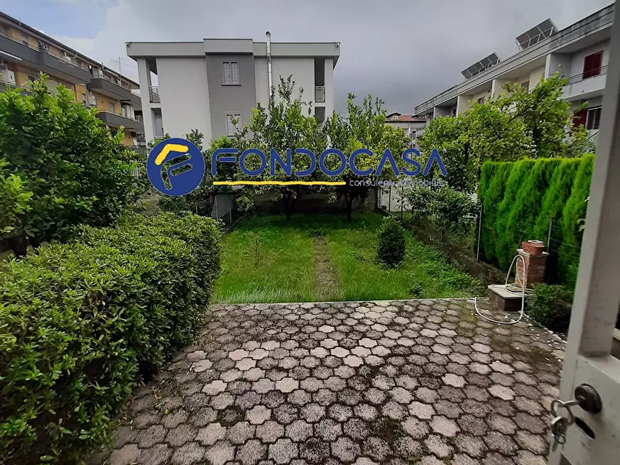 Immagine 8 di Villa in vendita  in via giacinto gigante a Villaricca