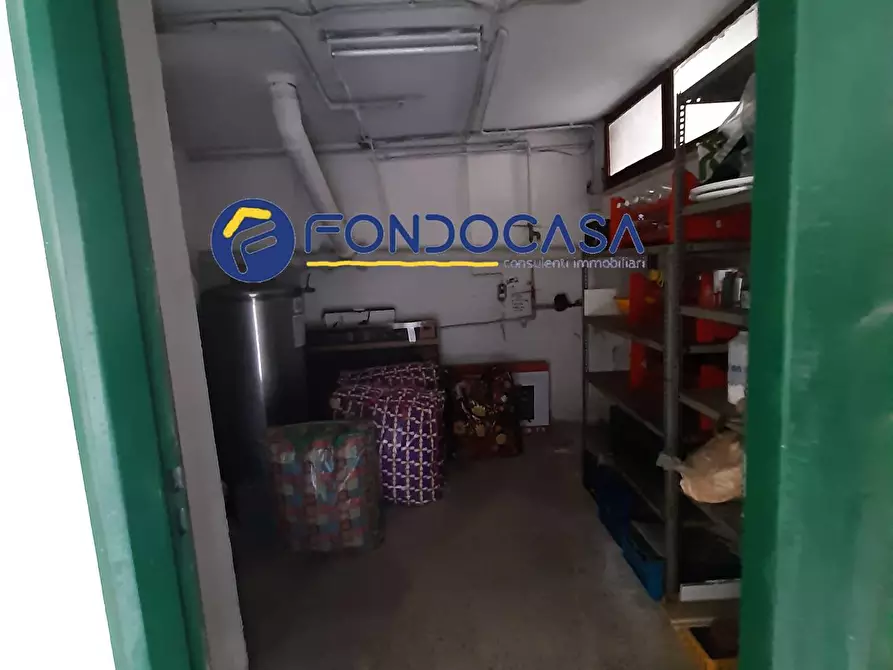 Immagine 29 di Villa in vendita  in via giacinto gigante a Villaricca