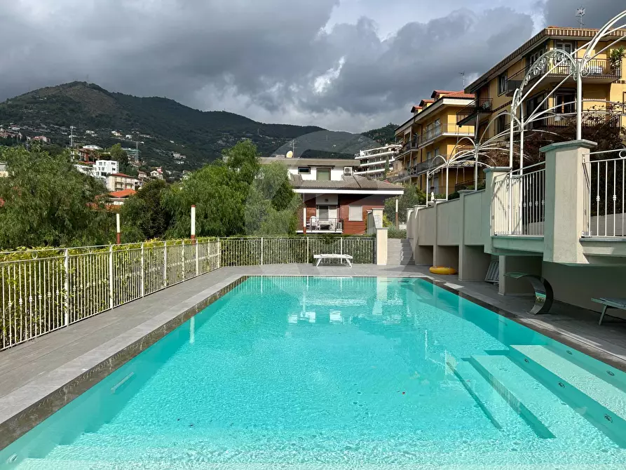Immagine 18 di Appartamento in vendita  in regione san rocco a Alassio