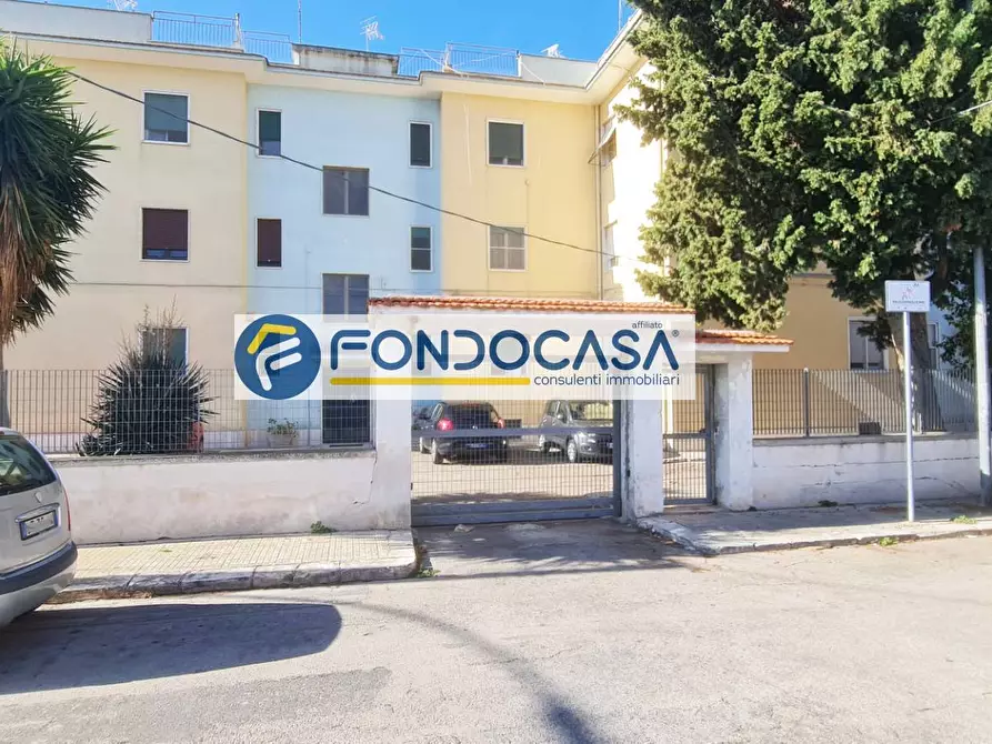 Immagine 1 di Appartamento in vendita  in Via Ofanto a Brindisi