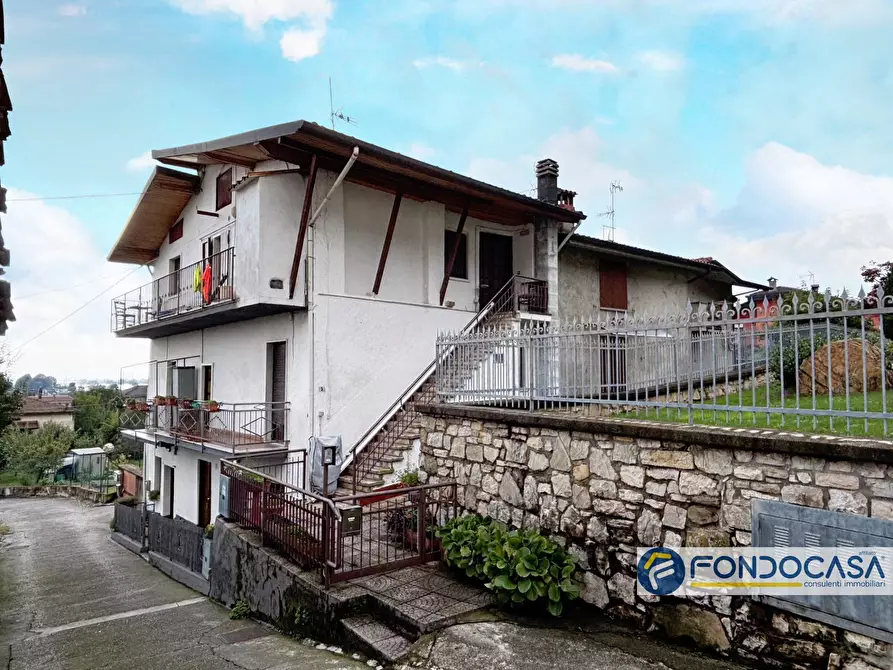 Immagine 2 di Appartamento in vendita  in via Battisti a Chiuduno