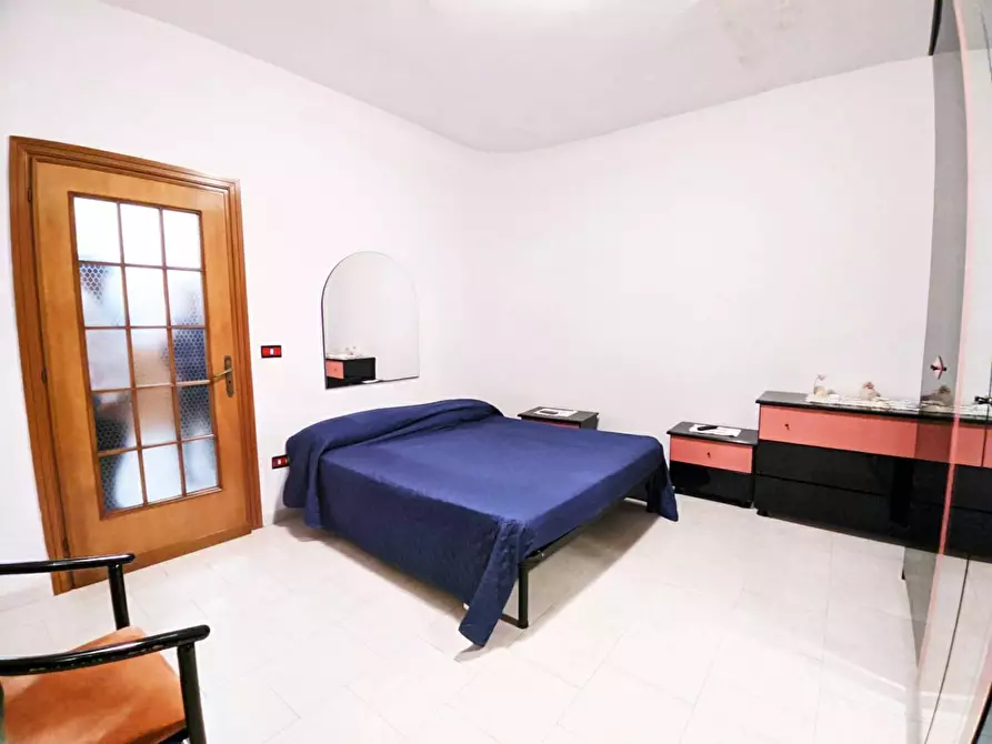 Immagine 14 di Casa indipendente in vendita  a Castello Di Cisterna