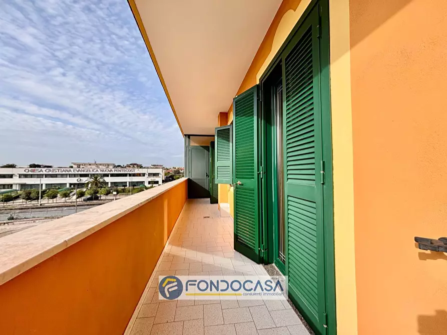 Immagine 8 di Palazzo in vendita  in via appia sud a Sant'antimo