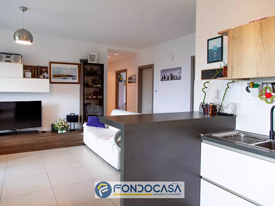 Immagine 13 di Appartamento in vendita  in Via Raffaele Cantarella a Salerno