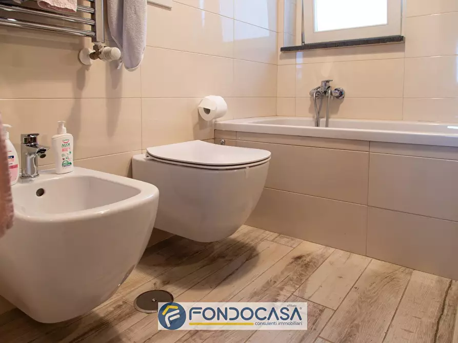 Immagine 25 di Appartamento in vendita  in Via Raffaele Cantarella a Salerno