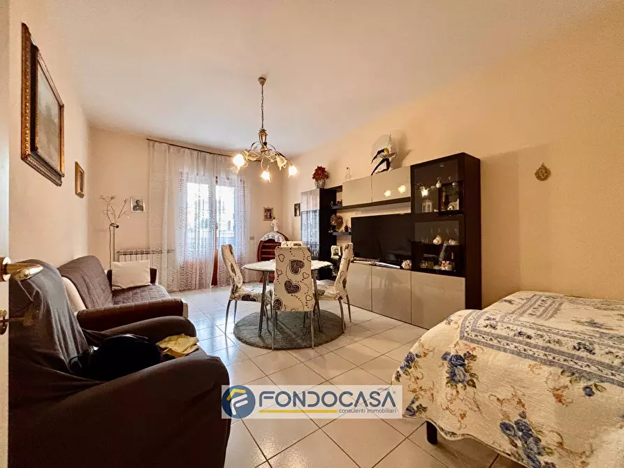 Immagine 21 di Appartamento in vendita  in via  repubblica di san marino a Sant'antimo