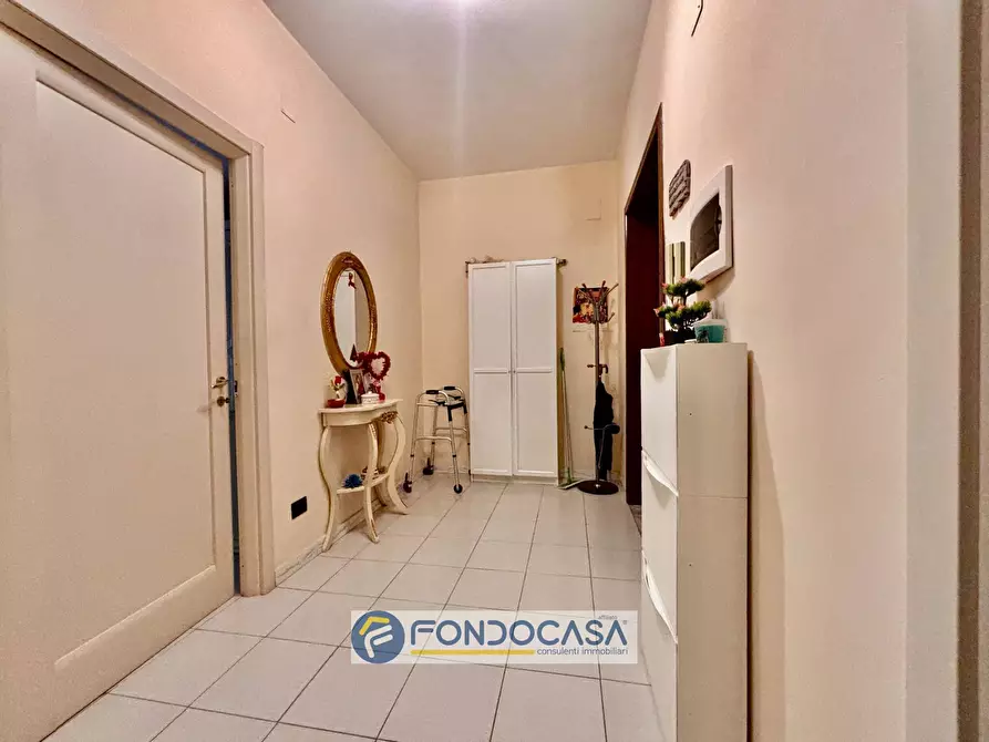 Immagine 25 di Appartamento in vendita  in via  repubblica di san marino a Sant'antimo