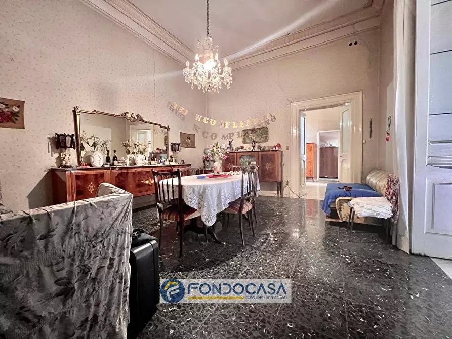 Immagine 5 di Palazzo in vendita  in via salvatore russo a Sant'antimo