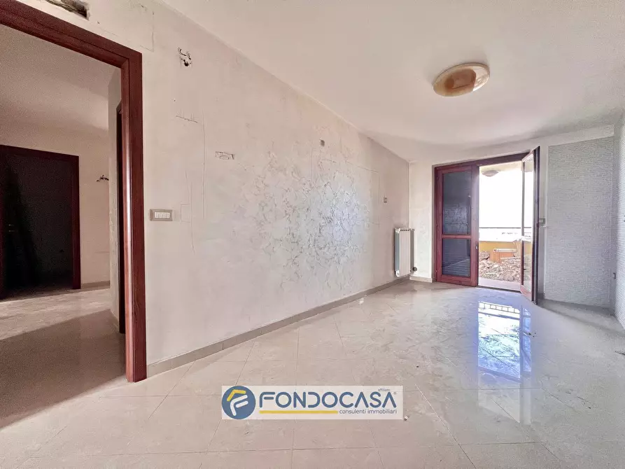 Immagine 28 di Appartamento in vendita  in via bugnano a Orta Di Atella